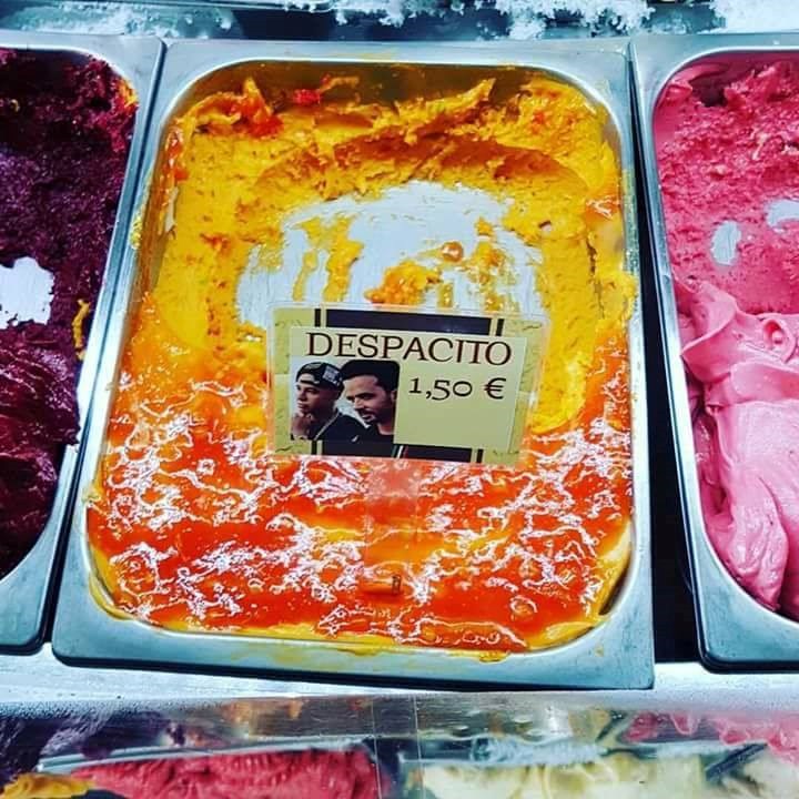 Jasno nam je da su ljudi zaluđeni ovom pjesmom, no ovo je stvarno previše