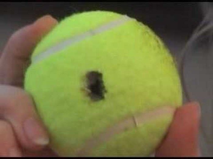 Ovo je probušena teniska loptica - može vas spasiti od najgore stvari na svijetu