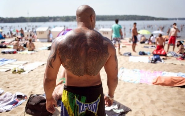 Cure - sexy ili too much?