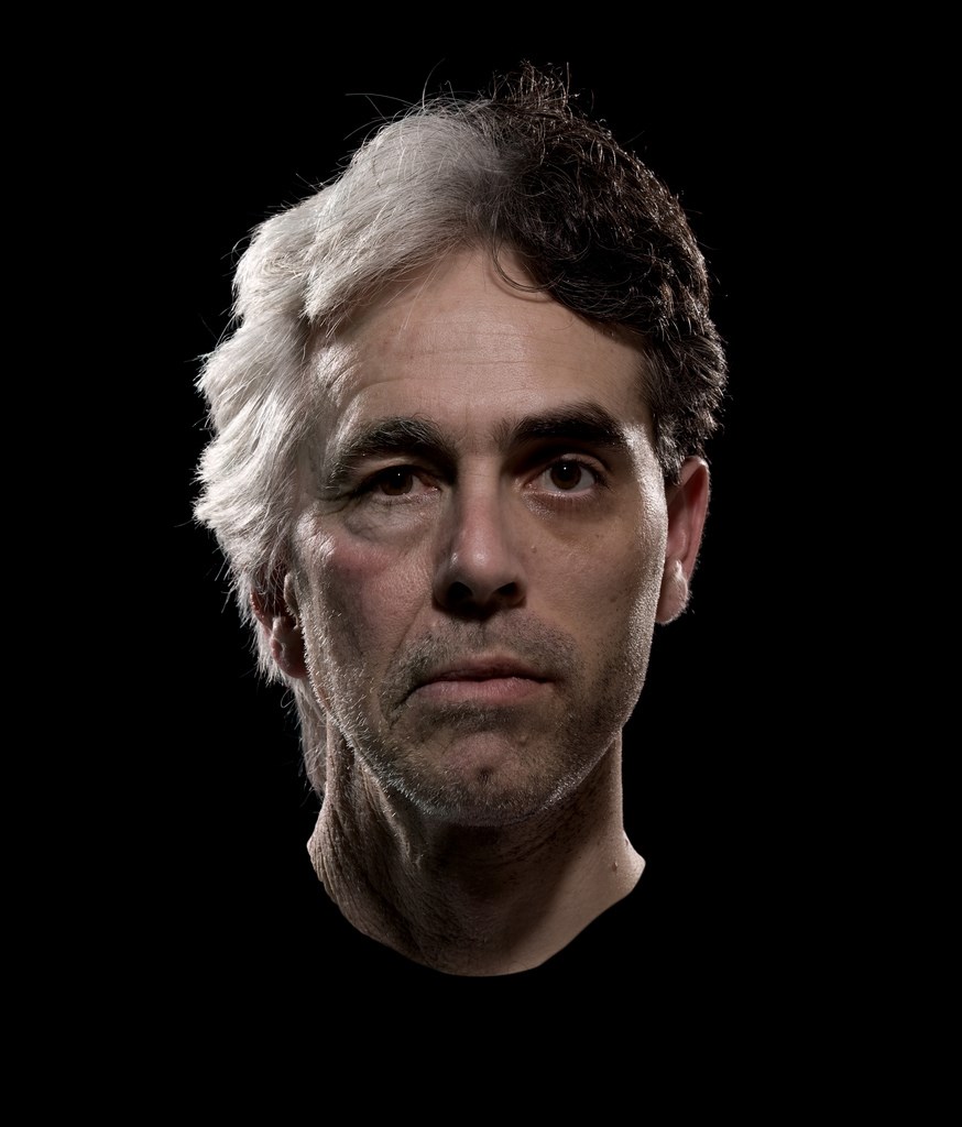 Lica oca i sina spojena u jednu osobu