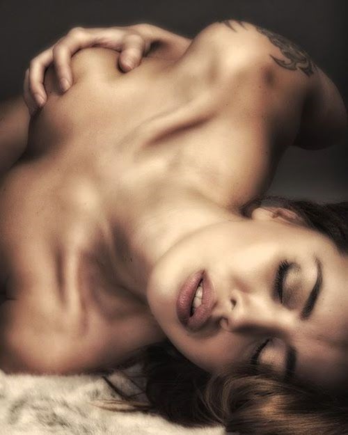 "Slavit" ćeš s njom doma ili se ideš smucati po trgu?