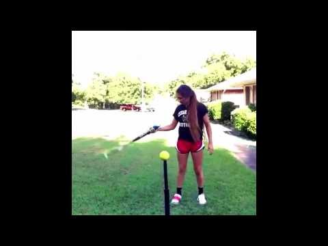 VIDEO: Izvela kul trik s palicom i lopticom i ušla u legendu