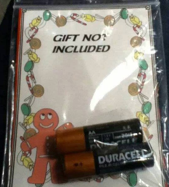 Poklon za čovjeka koji uz poklone ne daje baterije!