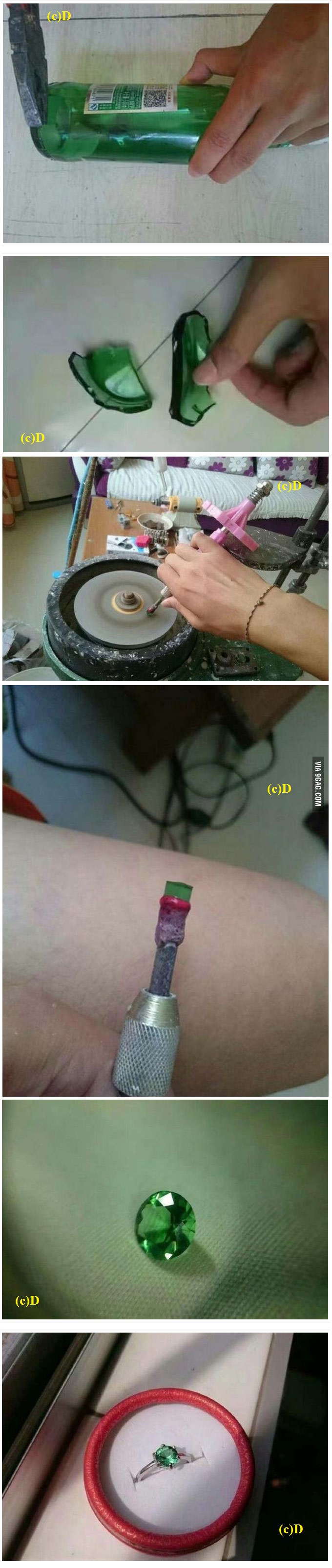 KOJI GENIJALAC! Pogledajte što je uradio čovjek koji je ženio obećao prsten!