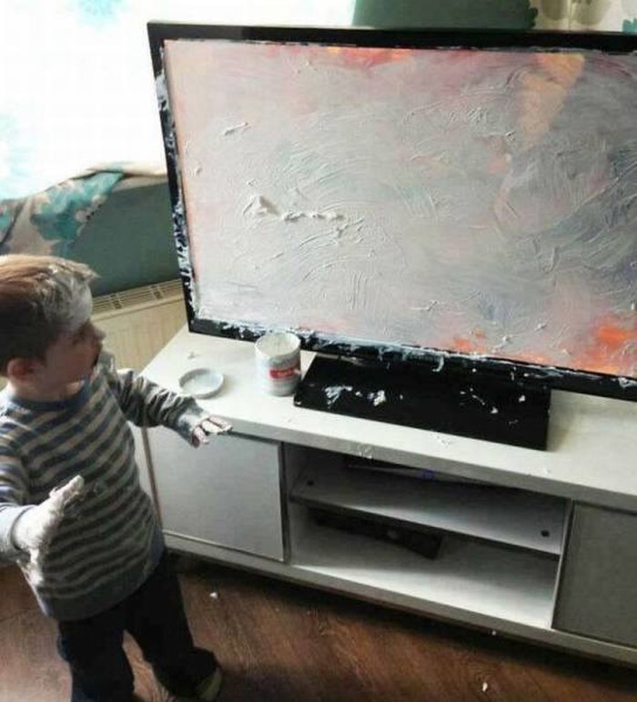 evo..namjestio sam kontrast i boju, kako će tata i mama biti sretni..