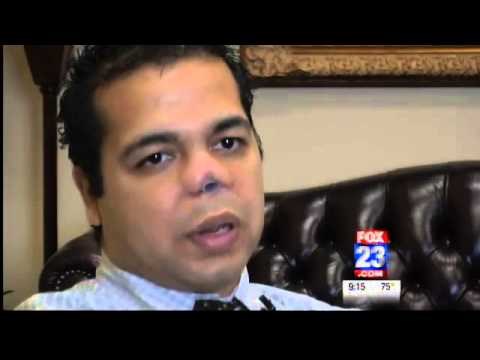 VIDEO Muškarac išao na korekciju nosa, nakon 22 bezuspješne operacije ostao bez nosa!