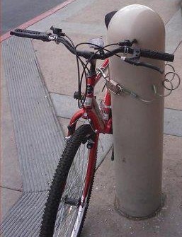 Bravo, majstore! Tako ti sigurno nitko neće ukrasti bicikl!