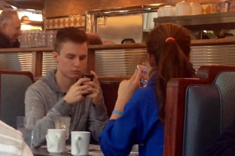 Sumrak pameti: Dejt 21. stoljeća