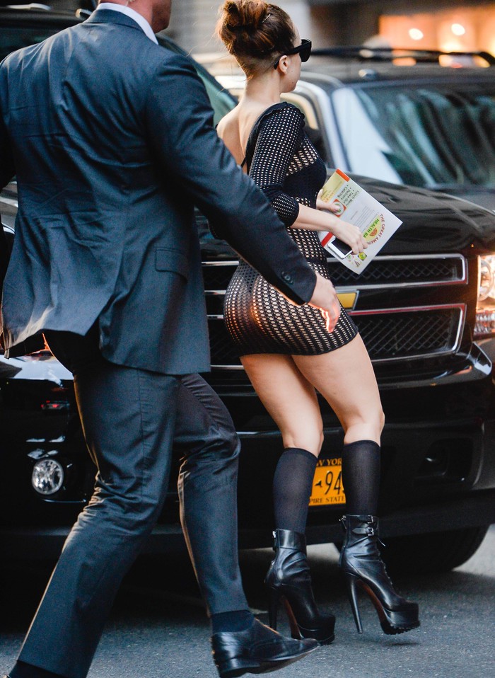 Lady Gaga stvarno ima što za pokazati u odjelu guza