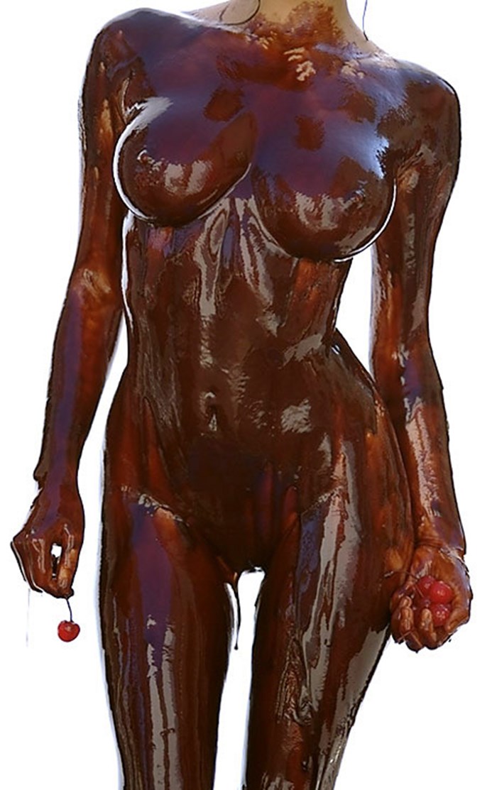 Gola seksi žena + čokolada = način za preživjeti do vikenda
