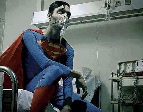 Supermanu pozlilo: Gledao je sjednicu Hrvatskog sabora 