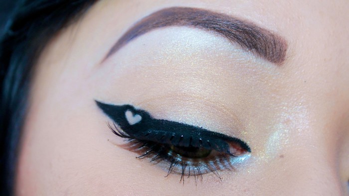 TUTORIAL: Preslatko srce za večernji look 