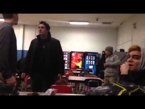 Samljeo nasilnika U ATOME!