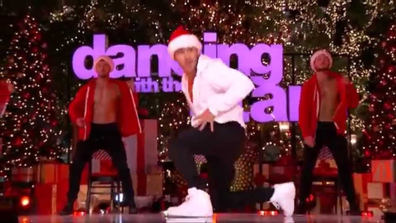 Božićni seksi video od kojeg ženama cure sline!