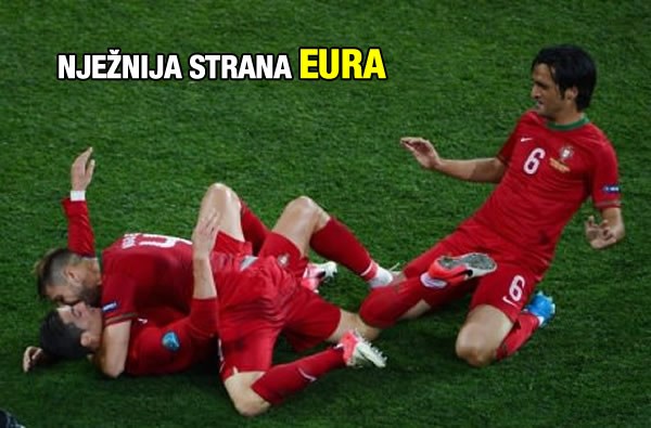 Euro 2012: I igrači su ljudi, i oni nježno vole na travi