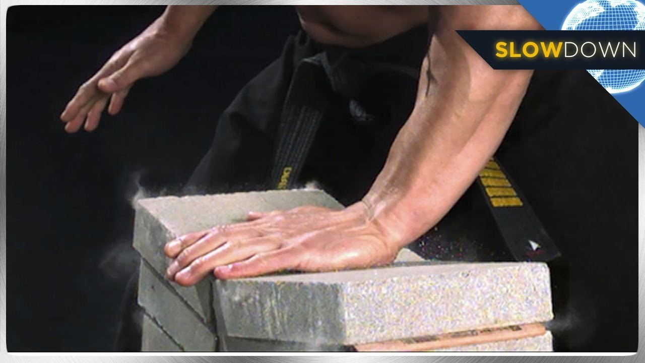 VIDEO: Brutalno lomljenje blokova u slow-motionu!