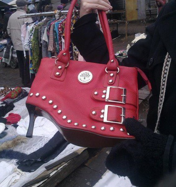 Ne škrtari, kupi dragoj i torbicu i cipele