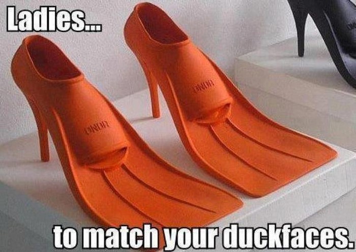 Modni dodatak za "duckface" curke na plaži: Štikleraje
