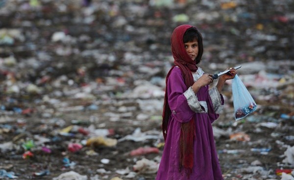 "Crvenkapica" s afganistanskog smetlišta