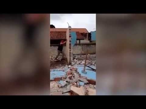 VIDEO: Njegov je anđeo čuvar sigurno mačka pa ima 9 života