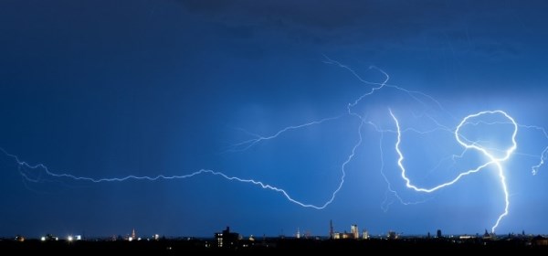 Kad munje proparaju nebo: Oluja nad Muenchenom