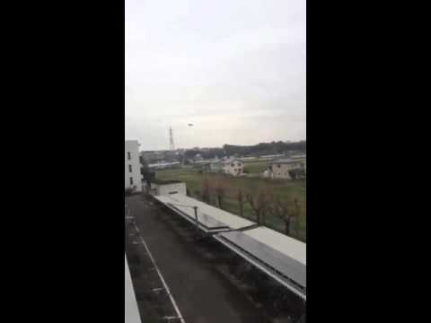 Šanse za ovakav let papirnatog aviona su jedan u MILIJARDU!!!