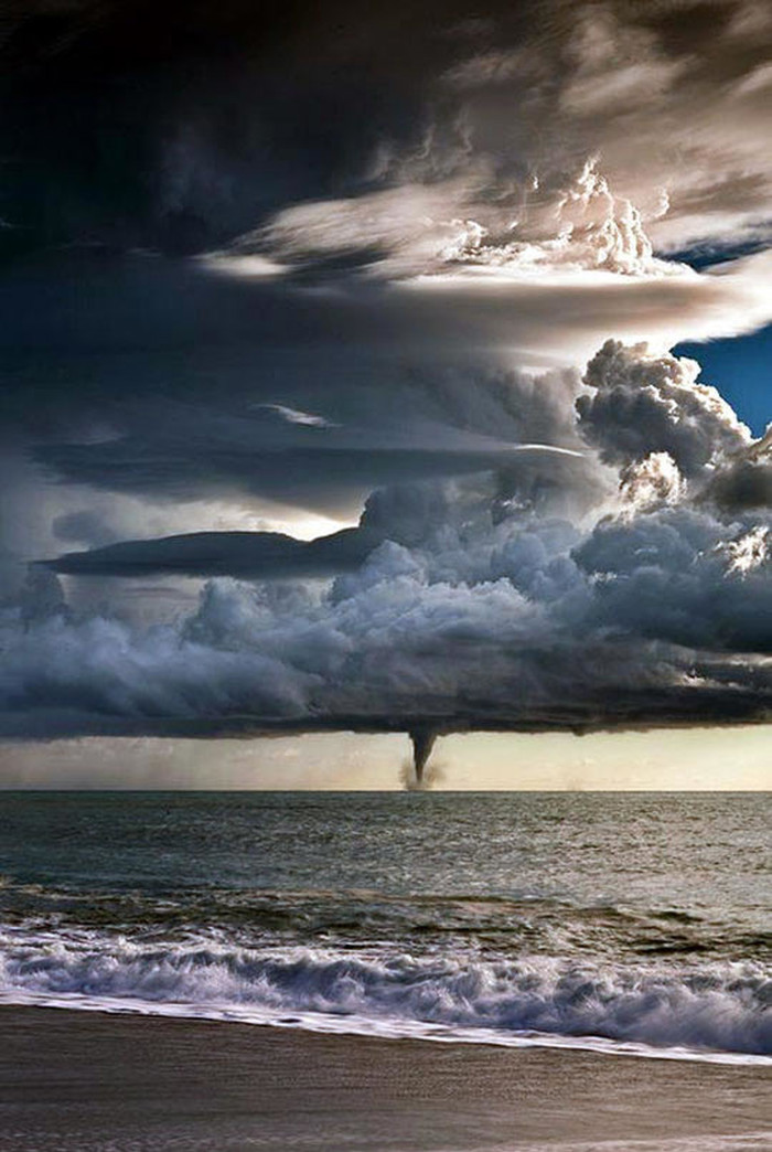 Kako zapravo izgleda cijeli tornado