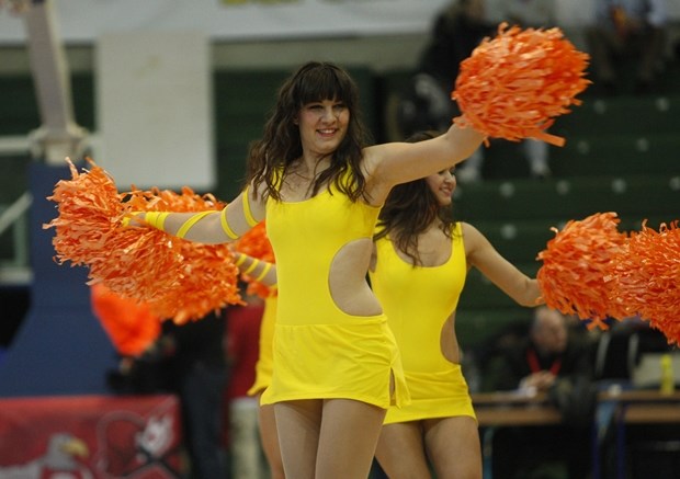 Cure, jel' moglo kraće?