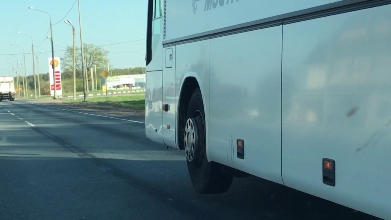 VIDEO Vozač nije mogao vjerovati svojim očima kad je vidio kako se vozi ovaj moskovski autobus