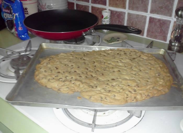 Kad daš muškarcu da peče kolačiće