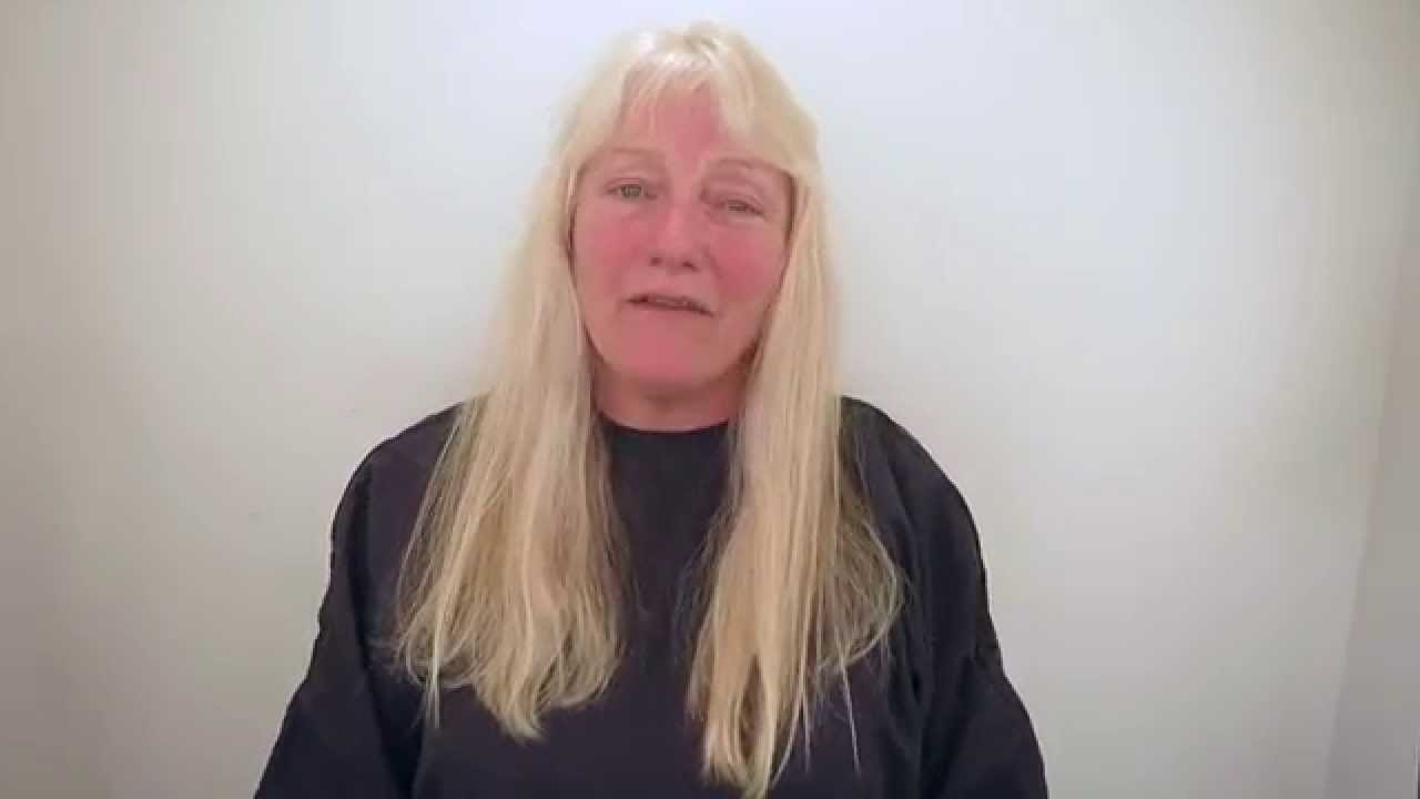 VIDEO Žena s dosadnom dugom kosom posjetila je poznatog stilista, rezultat ju je oduševio!