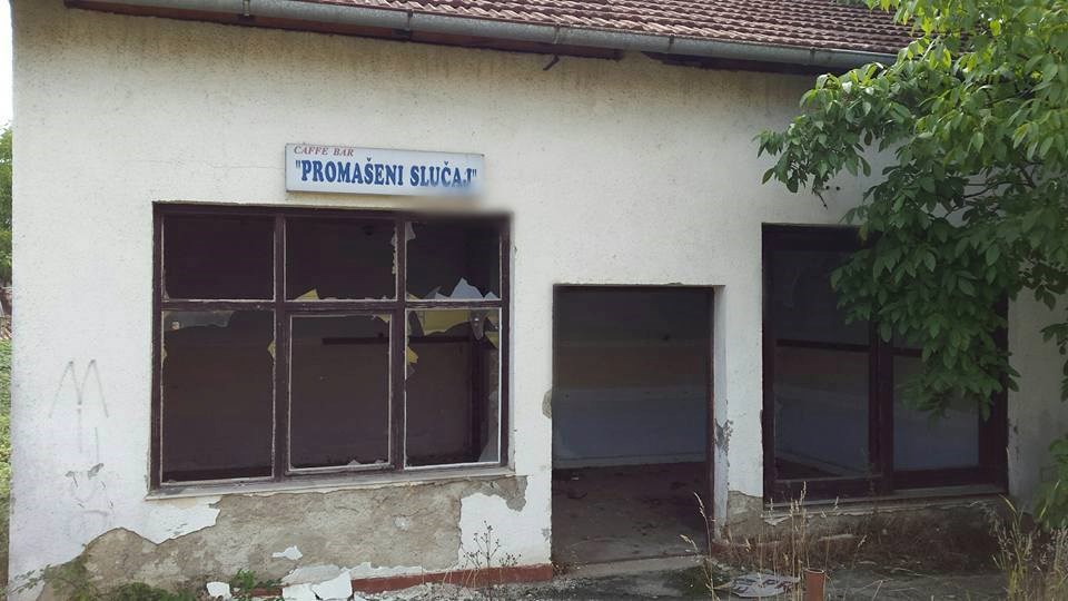 ali pogođen naziv..