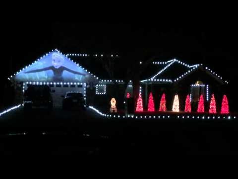 Ova je obitelj nevjerojatnom predstavom porušila sve rekorde u kićenju kuće za Božić!