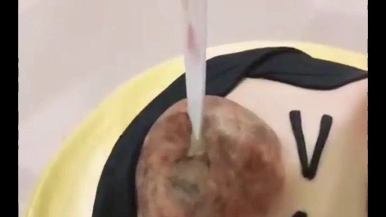 Torta s posebnim efektima - nije za svačiji ukus