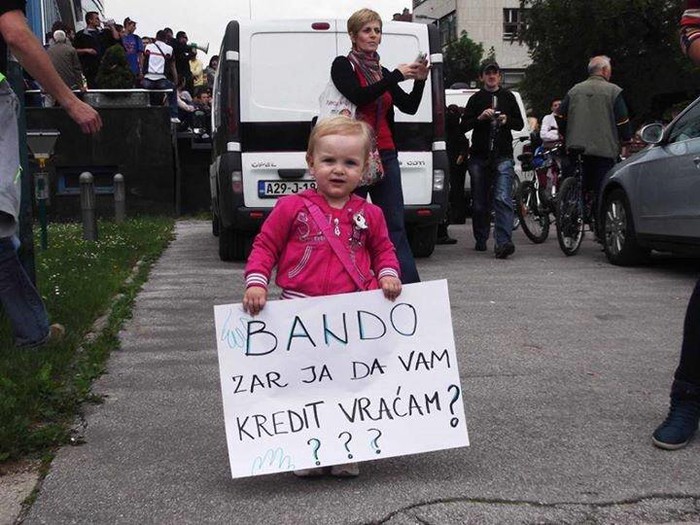 Banda pokrala, djeca pate!