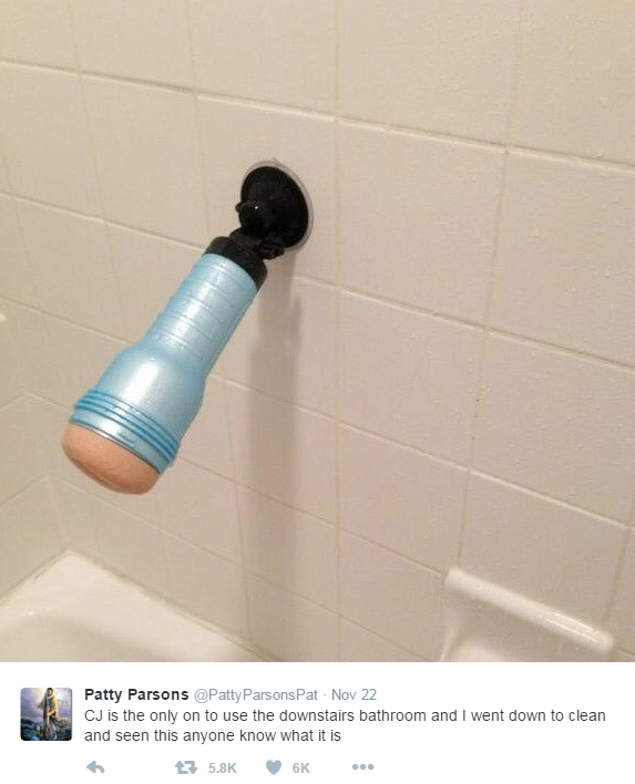 PIPALA SINOVO SEKSUALNO POMAGALO: Nije znala za što je, pa se raskokodakala cijelom internetu