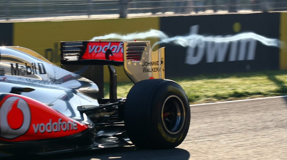 Zavjera u Formuli 1: Bolidi nas truju chemtrailsima?