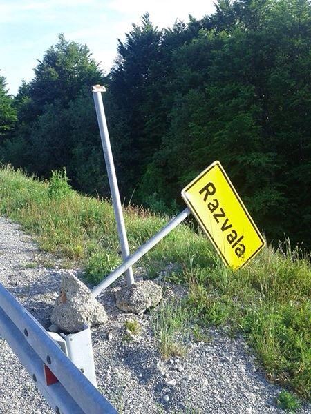 Ironična ploča s imenom mjesta: Kada vidite ime, sve će vam biti jasno!