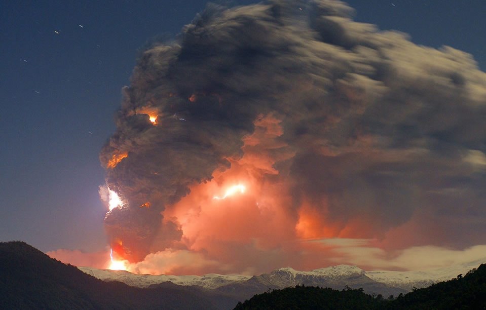 Fotkom uhvaćen "ljuti duh" vulkana pri erupciji