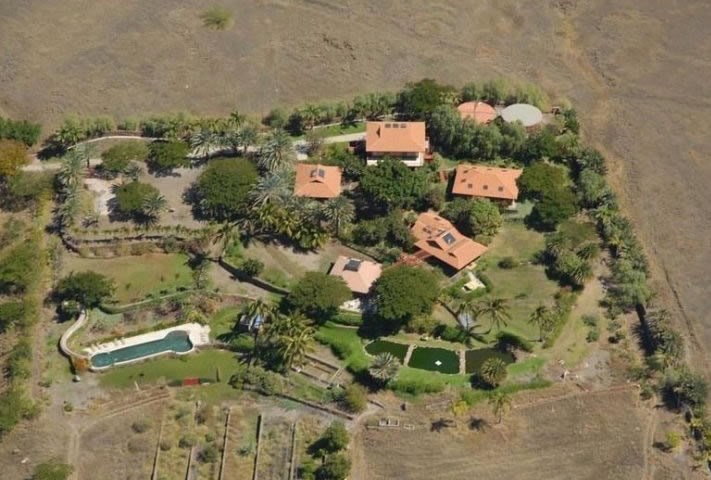 Imanje izumitelja Viagre: Primjetite bazen