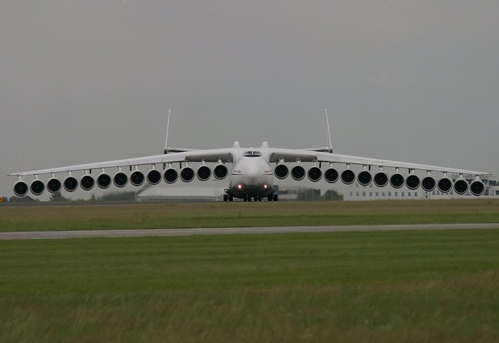 DOKUMENTARAC: Najveća grdosija među avionima, kralj neba - Antonov 124
