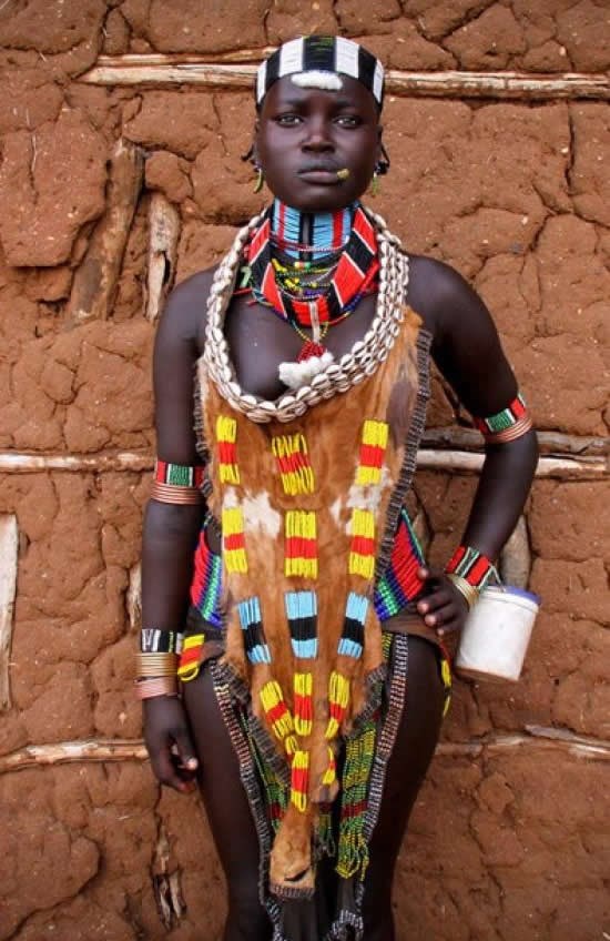 Afrička vjenčanica plemena Hamar