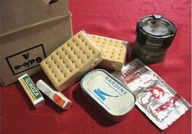 USPOMENA IZ JNA: Suhi dnevni obrok