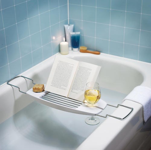 O ovom ste sanjali: Držač za knjigu i cugu dok si u kadi