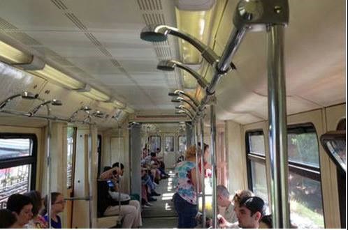 umjesto fontana je ovako trebalo urediti javni prijevoz..