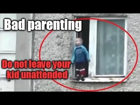 VIDEO: Medalja za najgore roditelje ideeee.. njegovim starcima!