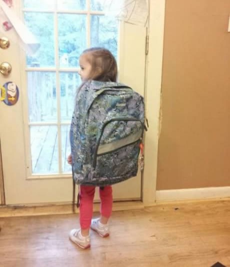 Paklene torbetine današnjih đaka prvaka