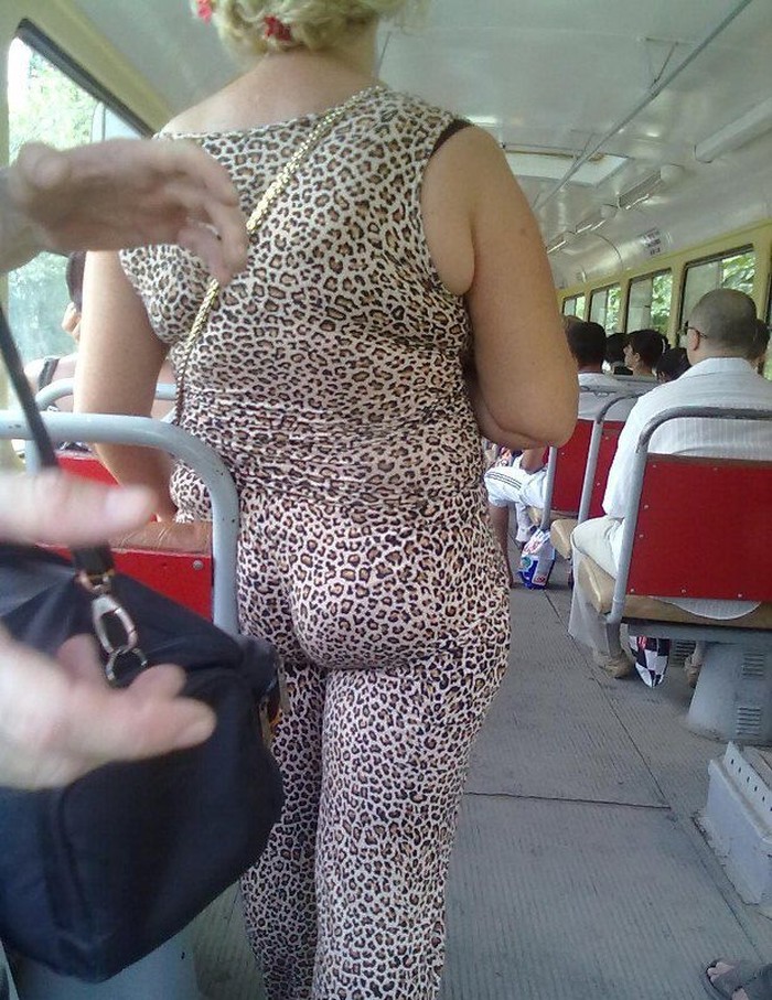 Leopardu čija je bila koža drago je da je mrtav