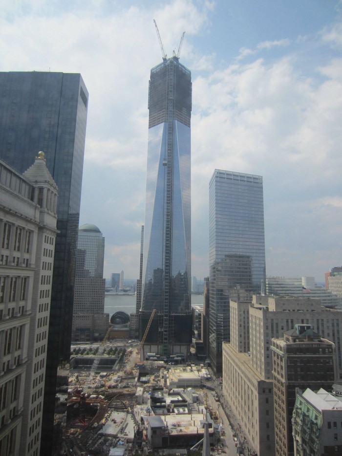 New York: Stari Blizanci spomenici, nove grade punom parom