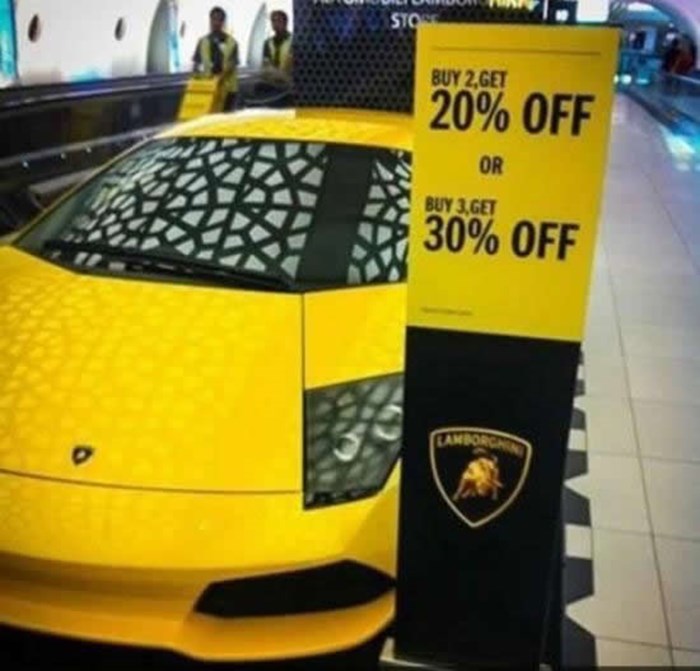 Kako do besplatnog Lamborghinija: Kupi ih deset!
